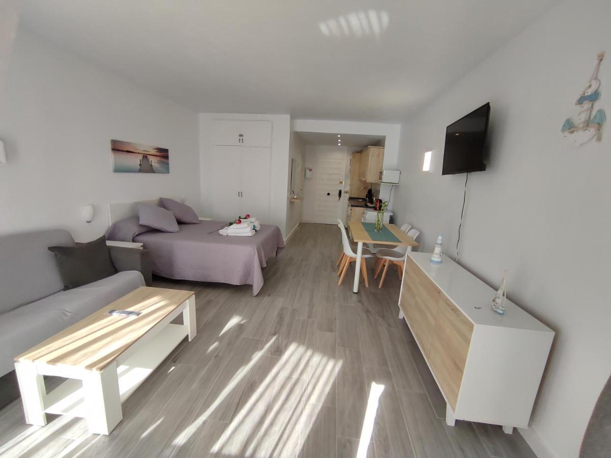 Estudio Benalbeach Primera Linea De Playa Benalmádena Exteriér fotografie