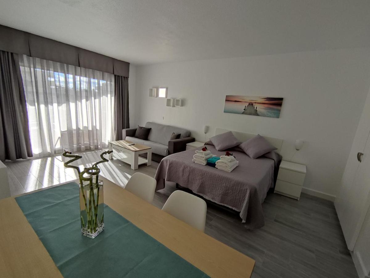 Estudio Benalbeach Primera Linea De Playa Benalmádena Exteriér fotografie